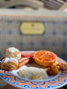 Breakfast buffet at Rosen Shingle Creek's Cafe Osceola, one of the best all-you-can-eat buffets in Orlando