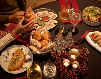 Sharing the Gift of Holiday Cheer Offer