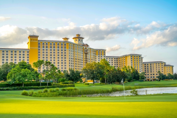 A sprawling putting green at Shingle Creek Golf Club at Rosen Shingle Creek resort in Orlando.